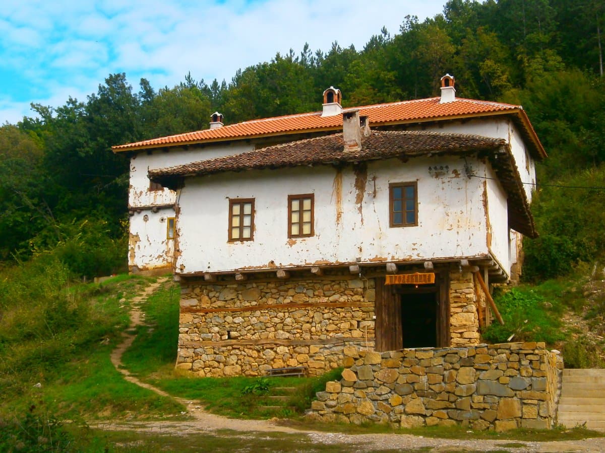 Уикенд в Пирот - старопланински легенди - екскурзия с автобус 4