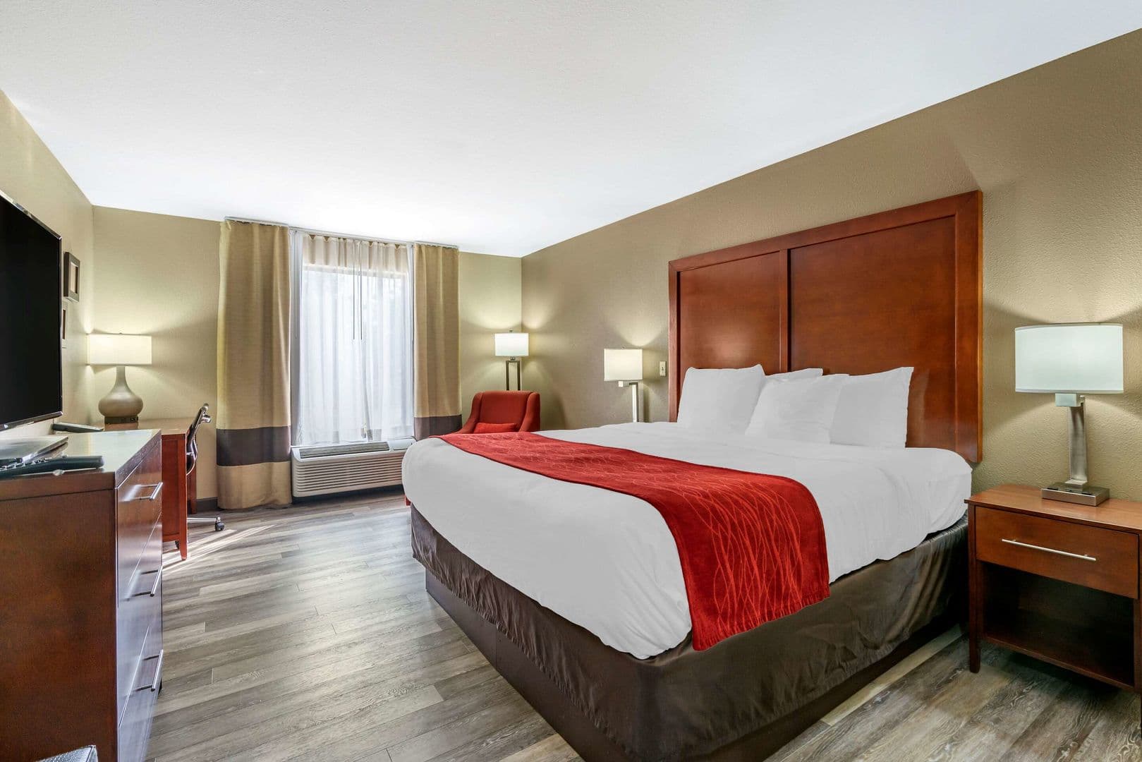 Comfort Inn Near Six Flags St. Louis 14