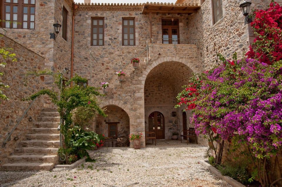 Archontiko Hatzipanayiotis 32