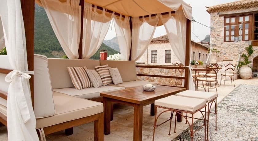 Archontiko Hatzipanayiotis 14