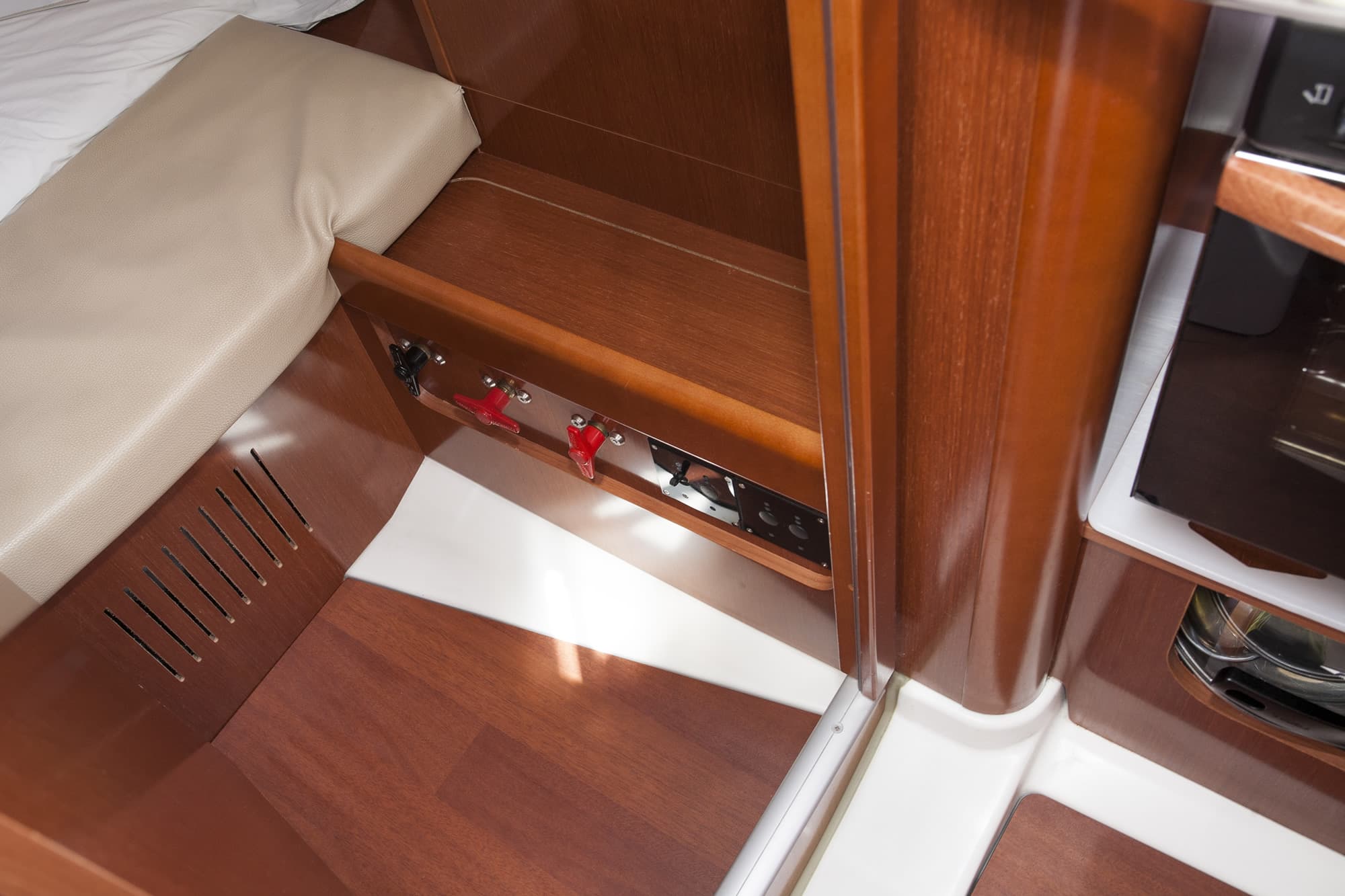 Oceanis 31  Moody Blues - BY 13