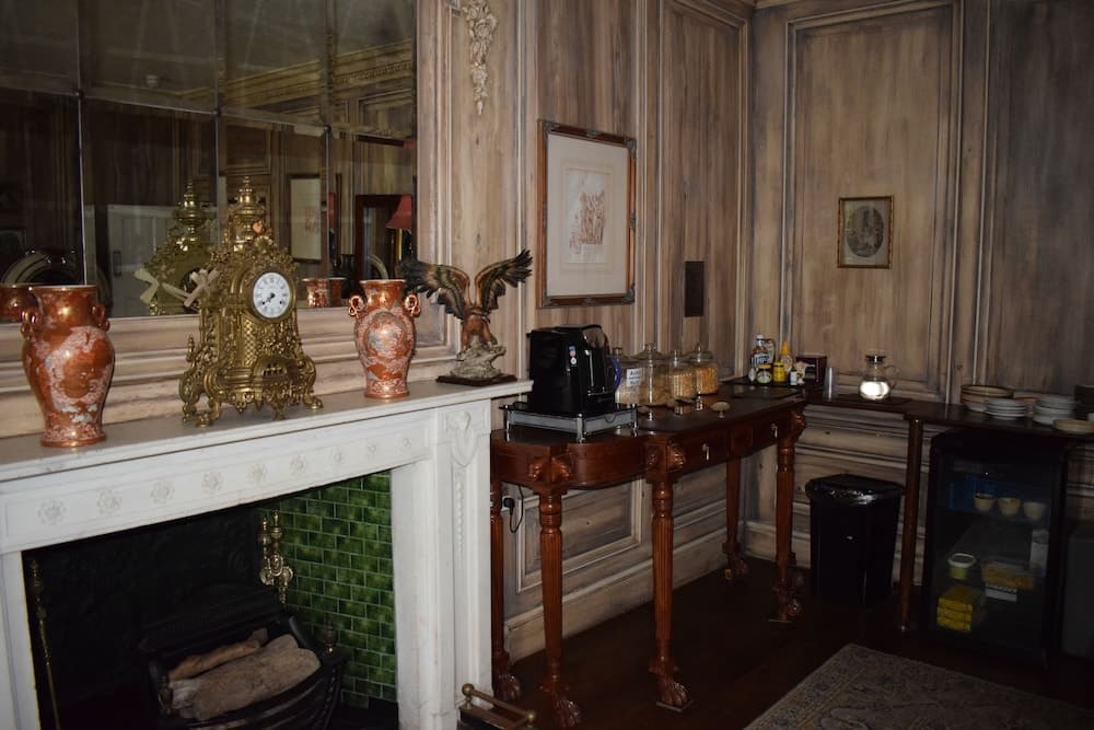 Harmondsworth Hall 5