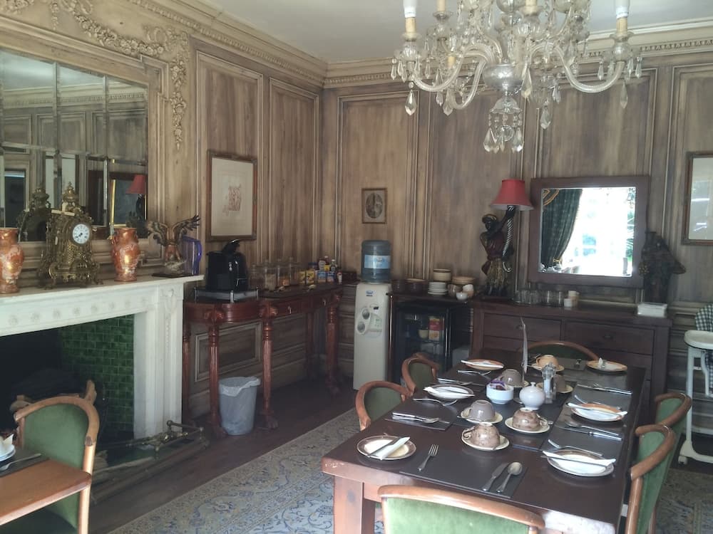 Harmondsworth Hall 4